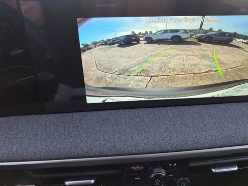 Used 2026 Nissan Kicks SV image 10