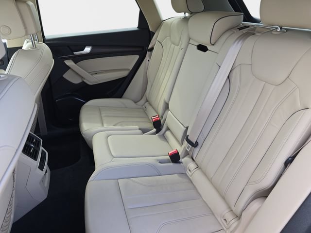 Used 2024 Audi Q5 2.0T Premium AWD/4WD image 17