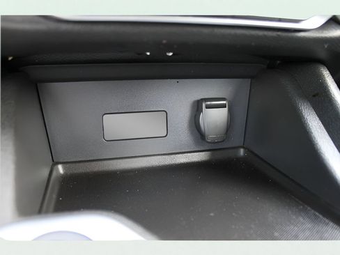 Used 2023 Nissan Sentra SV image 23