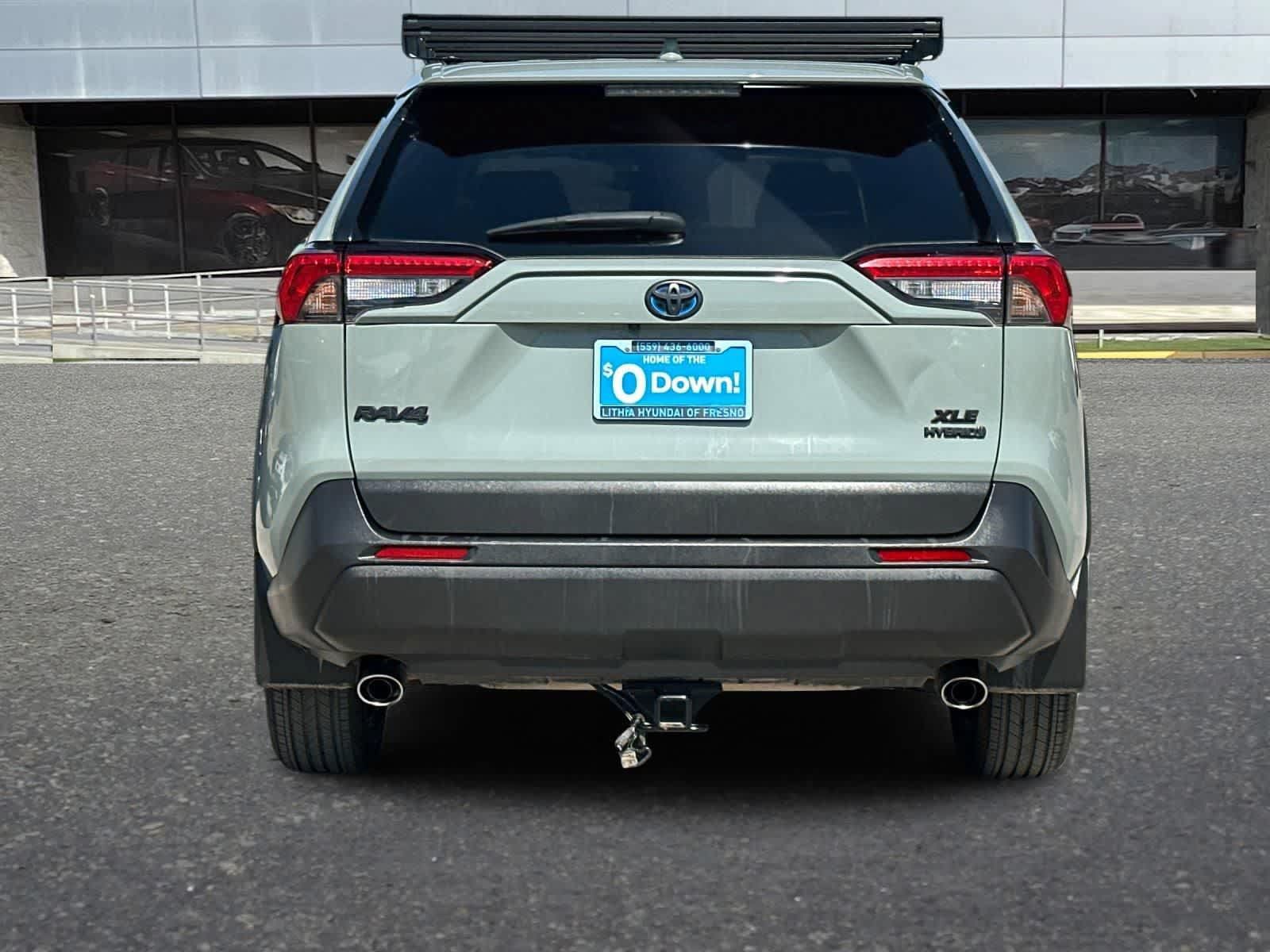 Used 2023 Toyota RAV4 XLE Premium AWD/4WD image 8