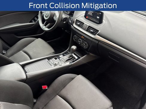 Used 2018 MAZDA MAZDA3 Sport FWD image 19