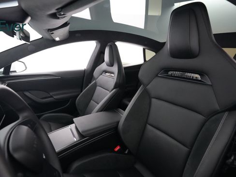 Used 2026 Tesla Model S Plaid AWD/4WD image 4