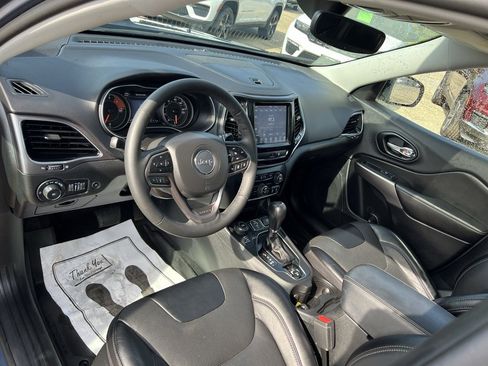 Used 2022 Jeep Cherokee Limited w/ Mopar Interior Package image 23