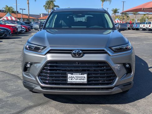 New 2026 Toyota Grand Highlander AWD image 7