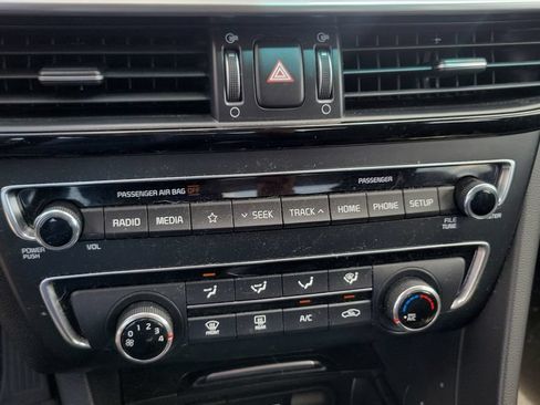 Used 2019 Kia Optima LX FWD image 15