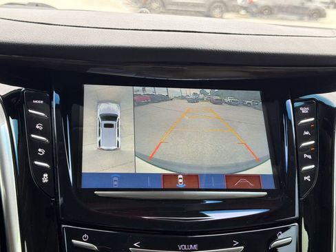 Used 2020 Cadillac Escalade Premium Luxury AWD/4WD image 5