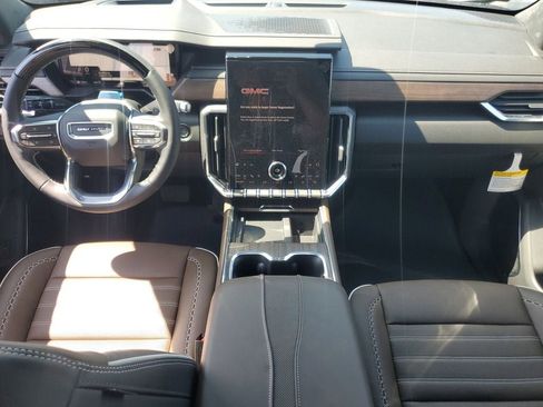 New 2026 GMC Acadia Denali Ultimate AWD/4WD image 9