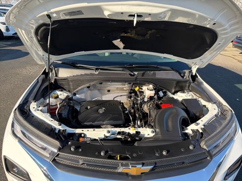 Used 2023 Chevrolet TrailBlazer LT image 16