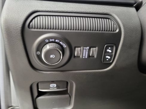 Used 2022 Jeep Grand Wagoneer Series I AWD/4WD image 13