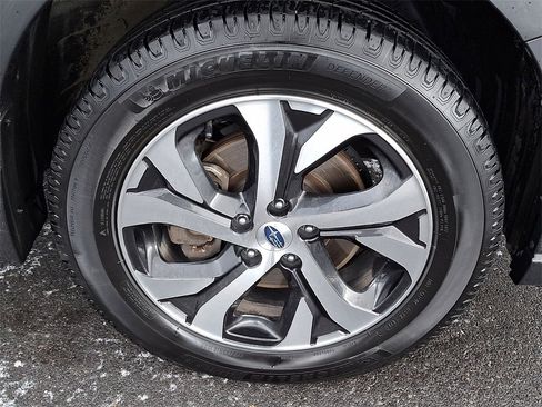 Used 2020 Subaru Outback Touring w/ Popular Package #2 image 11