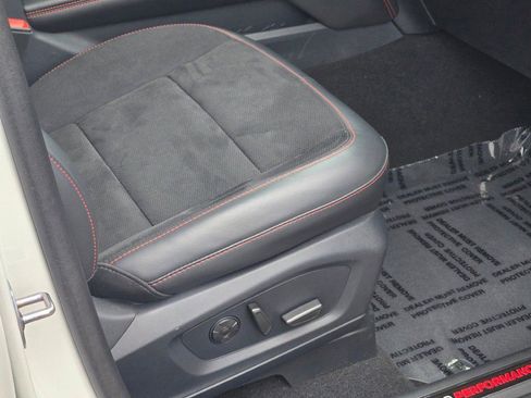 Certified 2025 Ford Explorer ST image 7