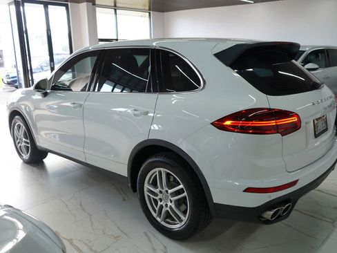 Used 2015 Porsche Cayenne S AWD/4WD image 24