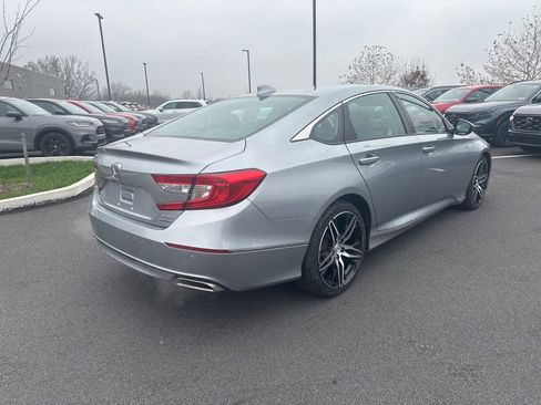 Certified 2022 Honda Accord Touring image 6