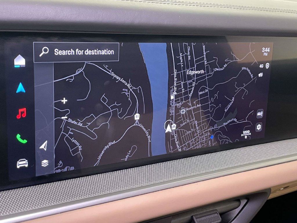 Certified 2024 Porsche Cayenne AWD/4WD image 29