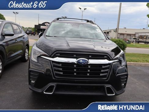 Used 2023 Subaru Ascent Touring AWD/4WD image 12