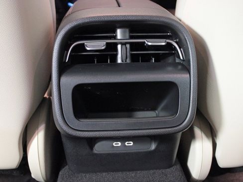 New 2026 Mercedes-Benz E 350 4MATIC Sedan image 28