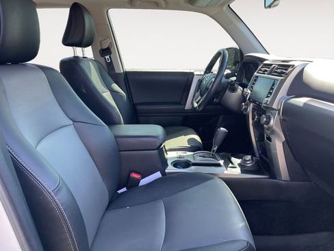Used 2023 Toyota 4Runner SR5 Premium w/ Moonroof Package AWD/4WD image 15