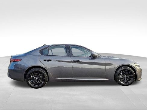 Used 2023 Alfa Romeo Giulia Ti image 10
