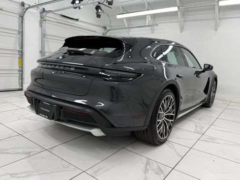 Certified 2023 Porsche Taycan 4 Cross Turismo image 12