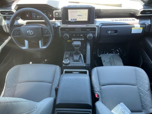 New 2025 Toyota Tacoma SR5 image 15