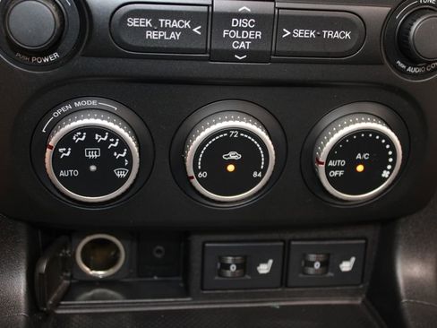 Used 2012 MAZDA MX-5 Miata Special Edition image 39