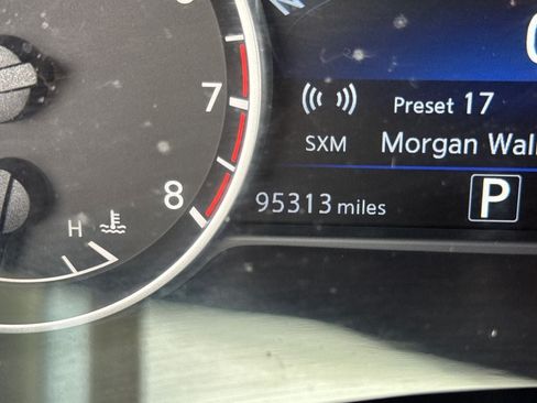 Used 2020 Nissan Murano Platinum w/ Cargo Package FWD image 24