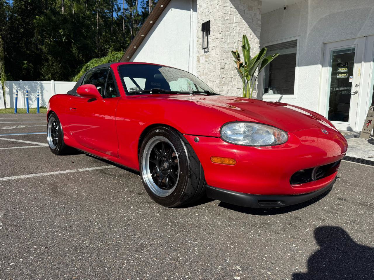 Used 1999 MAZDA MX-5 Miata 10th Anniversary Edition RWD image 22