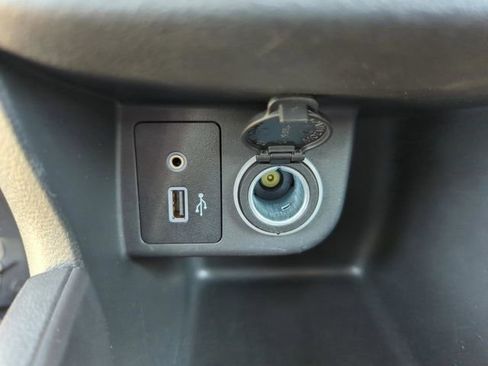 Certified 2021 Nissan Kicks S image 33