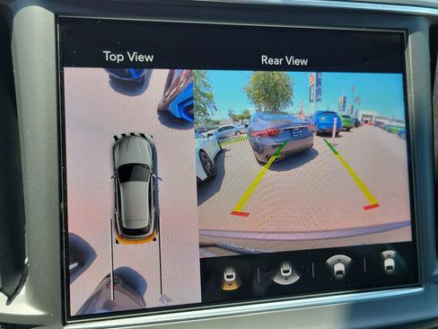 Used 2024 Maserati Levante GT Ultima image 11