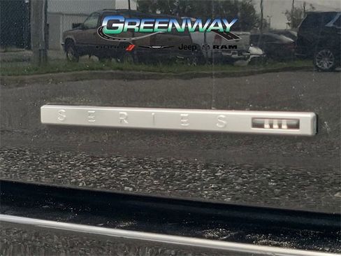 Used 2022 Jeep Wagoneer Series III w/ Flexible Seating Group image 35