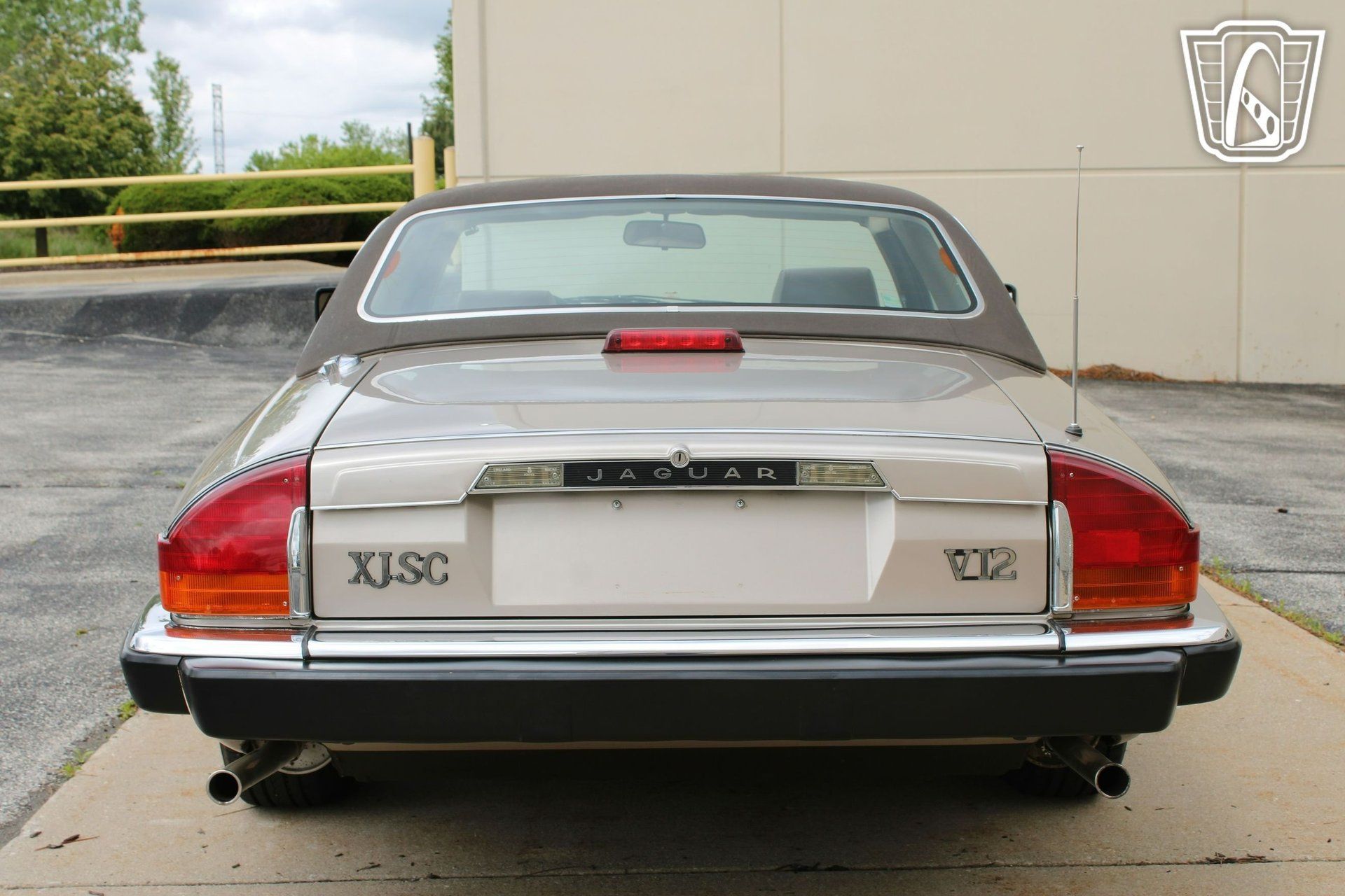Used 1988 Jaguar XJS V12 Convertible RWD image 16