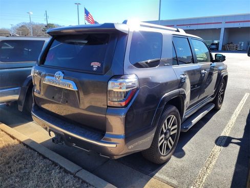 Used 2016 Toyota 4Runner Limited image 10