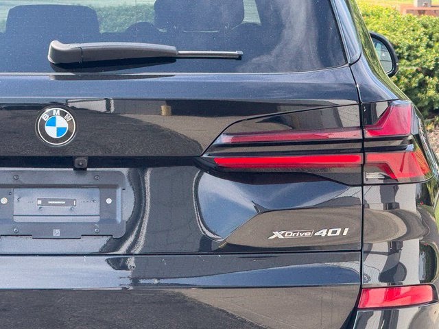 Certified 2025 BMW X5 xDrive40i w/ M Sport Package AWD/4WD image 7
