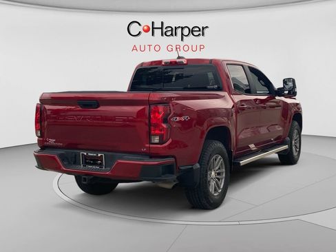 Used 2024 Chevrolet Colorado LT w/ LT Convenience Package II AWD/4WD image 3