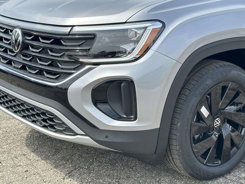 New 2026 Volkswagen Atlas Cross Sport SE AWD/4WD image 7