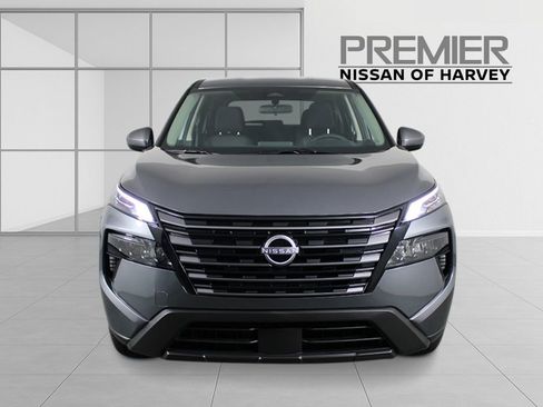 New 2026 Nissan Rogue SV w/ Cold Weather Package FWD image 8