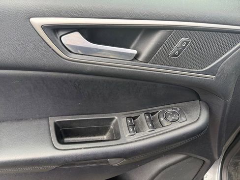 Used 2022 Ford Edge SEL w/ Convenience Package image 14