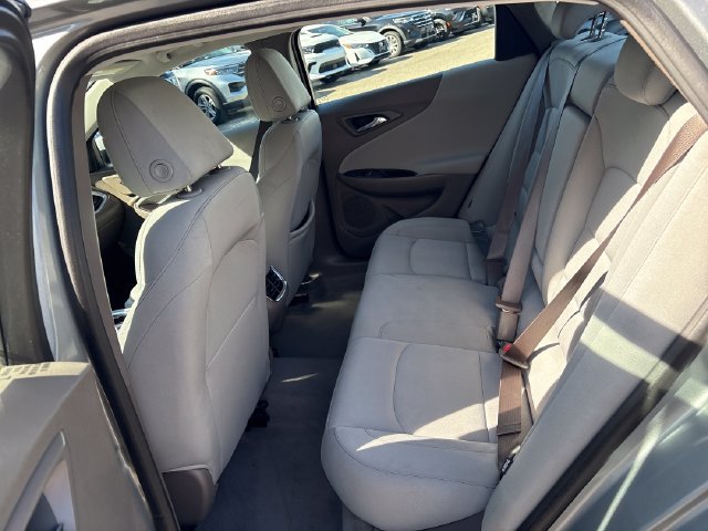 Used 2024 Chevrolet Malibu LT FWD image 19