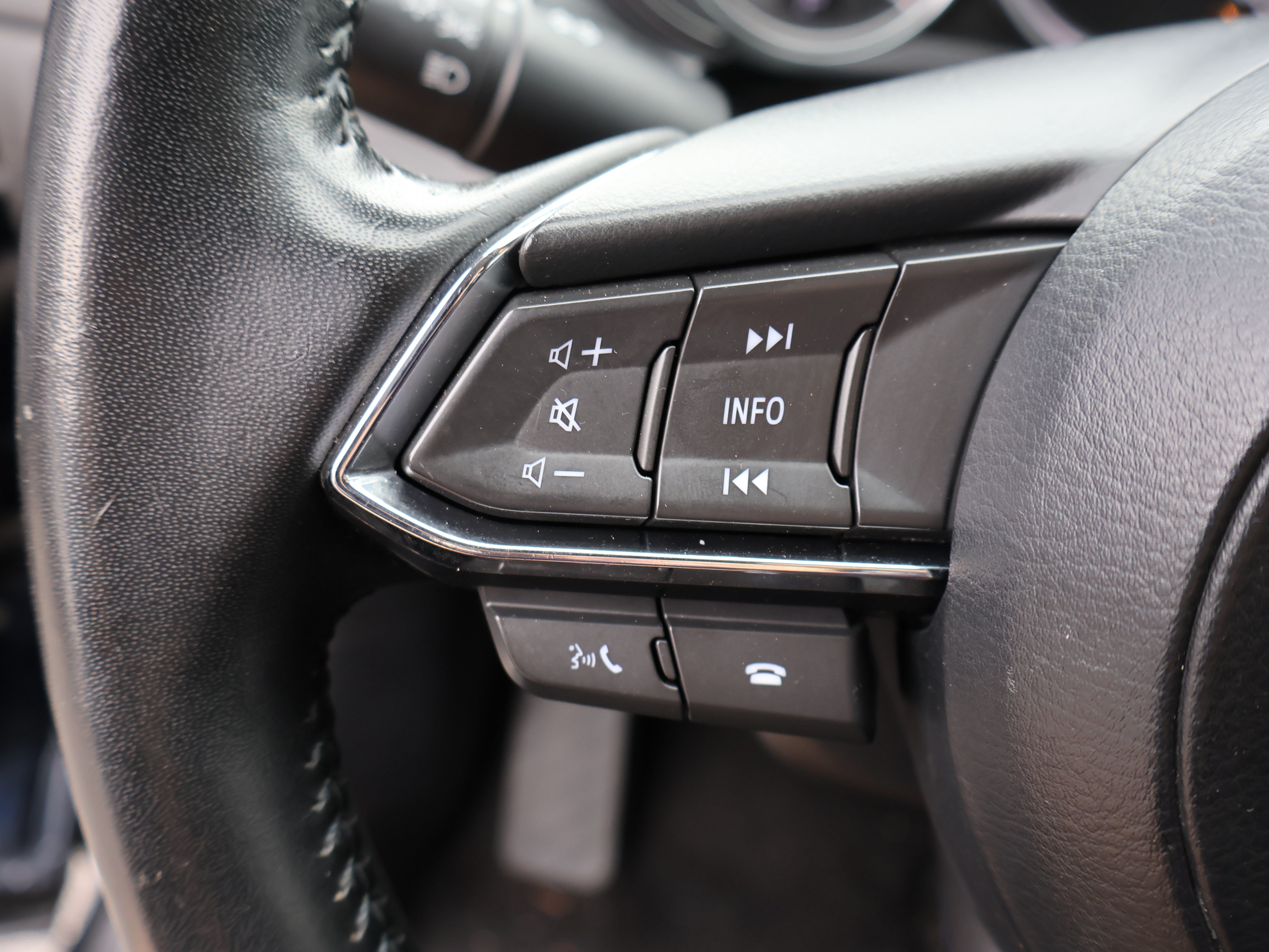 Used 2022 MAZDA CX-9 Touring AWD/4WD image 31