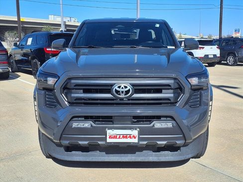 Used 2024 Toyota Tacoma SR5 image 5