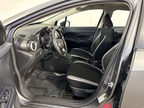 Certified 2025 Nissan Versa S w/ Trunk Package image 4