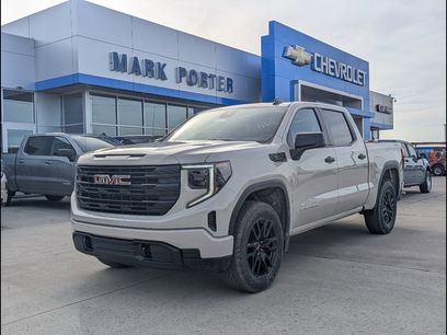 New 2026 GMC Sierra 1500 Pro w/ Graphite Edition
