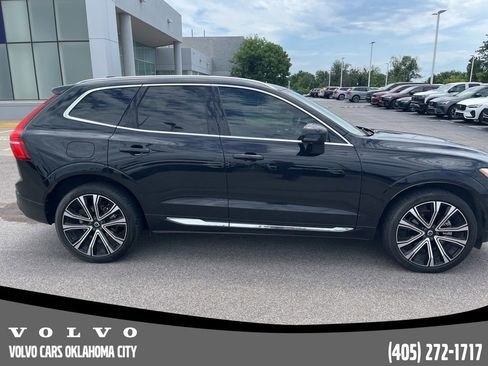 Used 2023 Volvo XC60 B5 Ultimate w/ Climate Package AWD/4WD image 4