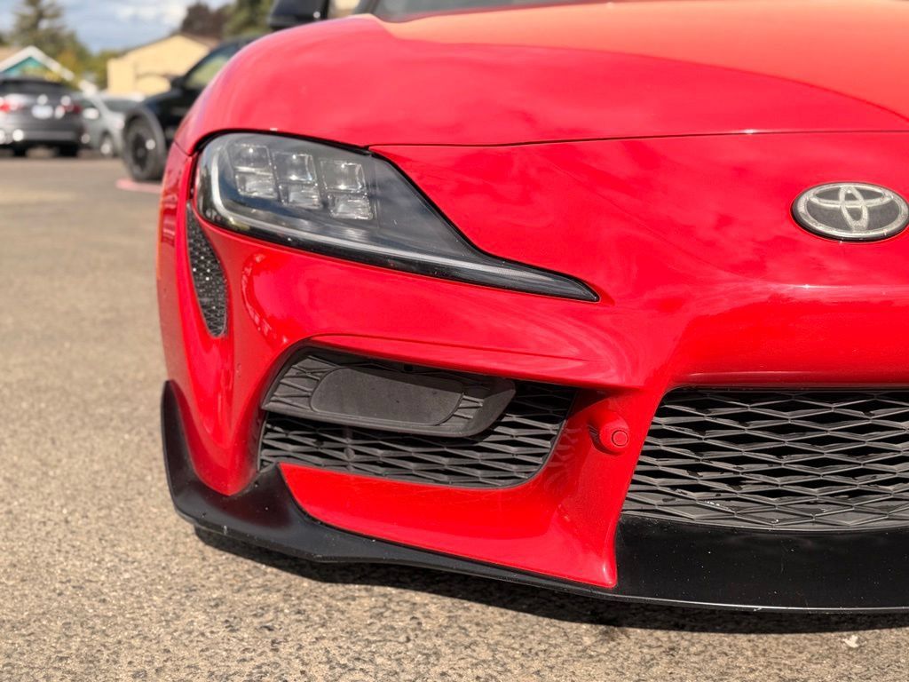 Used 2020 Toyota Supra RWD image 10