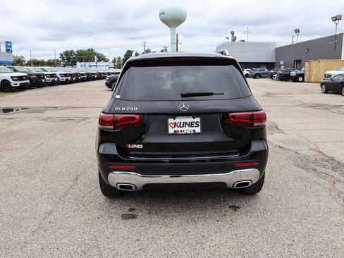 Used 2021 Mercedes-Benz GLB 250 image 7