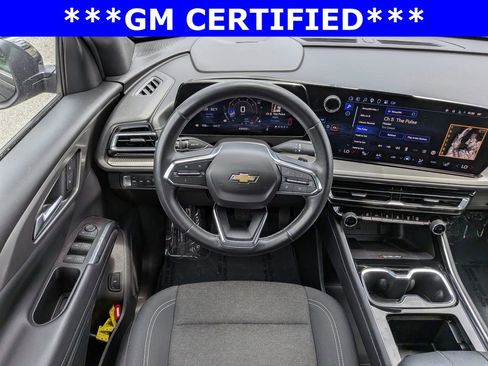 Used 2024 Chevrolet Traverse LT AWD/4WD image 15