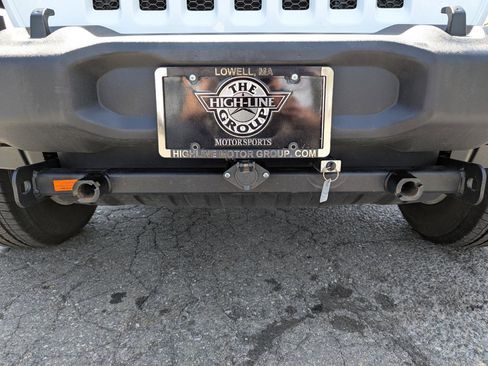 Used 2023 Jeep Wrangler Sport AWD/4WD image 40
