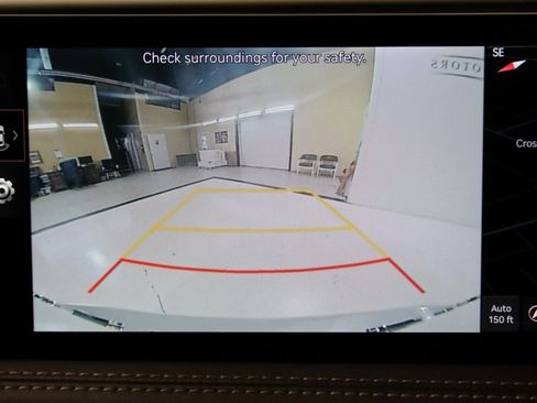 Used 2025 Genesis G70 2.5T image 18