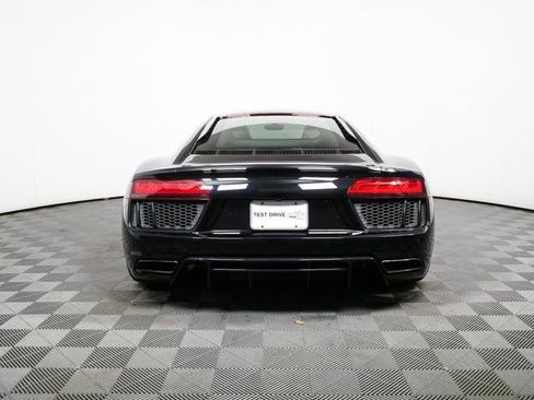 Used 2018 Audi R8 V10 w/ Premium Package image 22