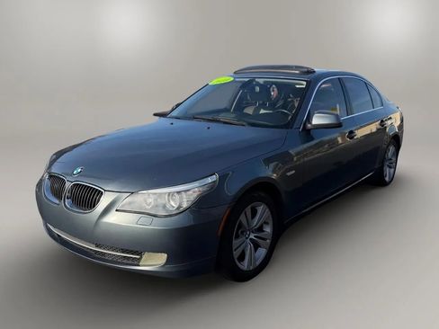 Used 2010 BMW 528i 528i Sedan 4D image 13